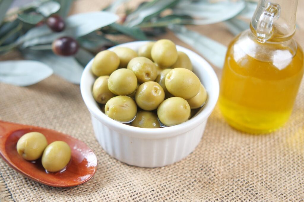 Azienda agricola con produzione di olio a Biancavilla